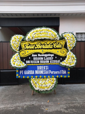 Papan Bunga Duka di Jurangmangu Barat